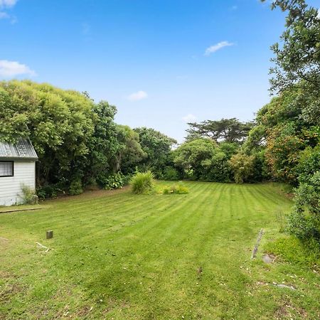 Wharerata - Otaki Beach Holiday Home Экстерьер фото